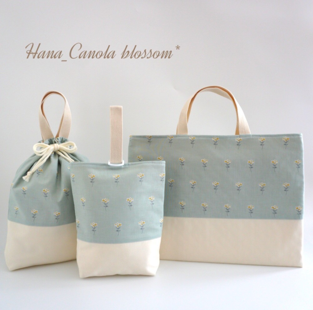 【特集掲載】【 人気作品*｡ﾟꕤ 】『 mini flower 』＊ レッスンバッグ 上履き入れ 体操着袋 3点セット