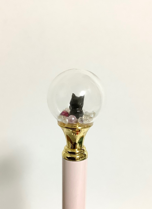 黒猫のガラスドーム付きボールペン★ピンク★袋とケース付き 1枚目の画像