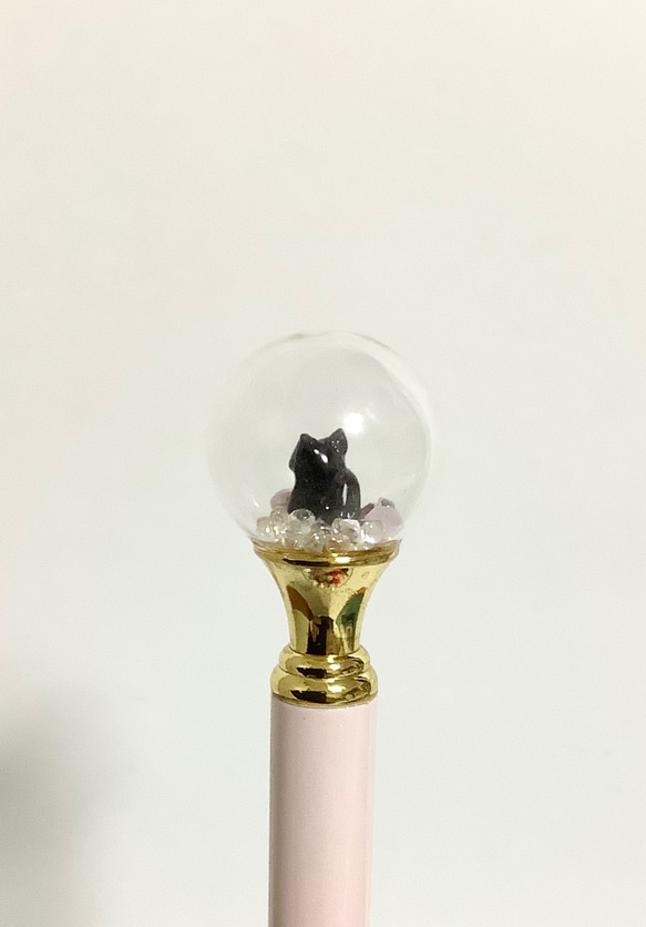 黒猫のガラスドーム付きボールペン★ピンク★袋とケース付き 3枚目の画像