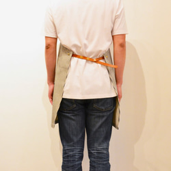 Lether strap short apron (hickory) 2枚目の画像