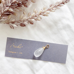 天然石 14kgf カービング ストロベリークォーツ ピアス ピアス（フック