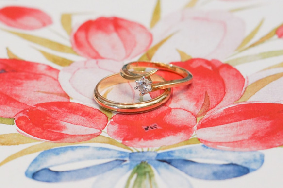婚姻届【名入れ】水彩画のチューリップ柄（保存用はオプションより選択できます♪） 3枚目の画像