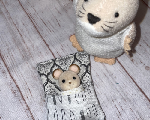 シルバニアファミリーサイズ☆花柄お座布団2枚一組