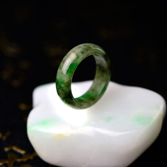 翡翠くりぬきリング　ring-360　11号　ヒスイ　ひすい　指輪 天然石 5枚目の画像