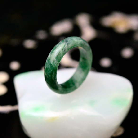 翡翠くりぬきリング　ring-415　指輪　14号　ヒスイ ひすい 天然石 3枚目の画像