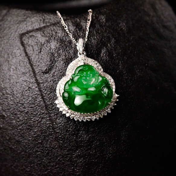 最高級緑色　琅玕翡翠弥勒仏 鑑別書付き　瓢箪ピアス プレゼントに 最高級緑色 琅玕翡翠弥勒仏 鑑別書付き 瓢箪ピアス プレゼントに 最