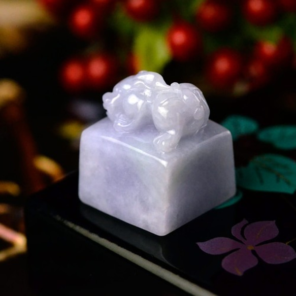 天然石 貔貅 ラベンダー翡翠 彫刻 印材 置物 鑑定書付 貔貅 ひきゅう また