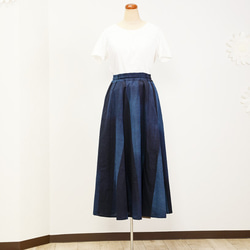 藍染め・久留米絣グラデーションスカート 〈受注制作〉 2枚目の画像
