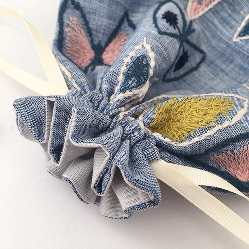 new▶︎L ミナペルホネンsky flower まる巾着(アイボリーリボン) 巾着