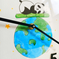 【手繪時鐘】地球動物系列 熊貓 可愛掛鐘 兒童房掛鐘 家用時尚創意時鐘 壁鐘 北歐 clock 客廳靜音掛鐘 創意手作 第5張的照片
