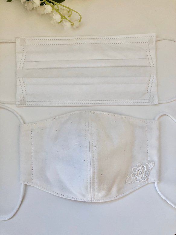 受注製作 上品 ポケット付き 立体 マスク 白薔薇1輪 フィットマスク 花粉 5層構造 シンプル 薔薇 レース 4枚目の画像