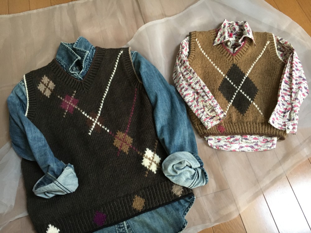 大人　キッズのアーガイルベスト　2点セットの福袋