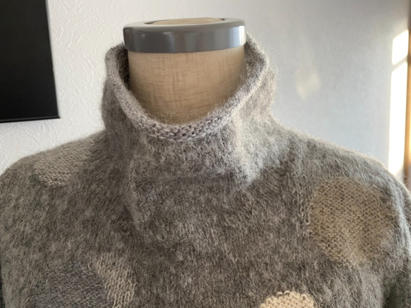 秋まじか　♪　か～るいドット模様のセーター　Mサイズ 2枚目の画像