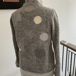 秋まじか　♪　か～るいドット模様のセーター　Mサイズ 4枚目の画像