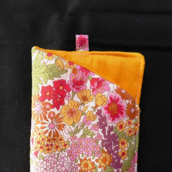 メガネケース ふっくら リバティ マーガレット・アニー(暖色) 小物入れ・ペンケース タブ付 花柄 布小物 布雑貨 携帯 5枚目の画像