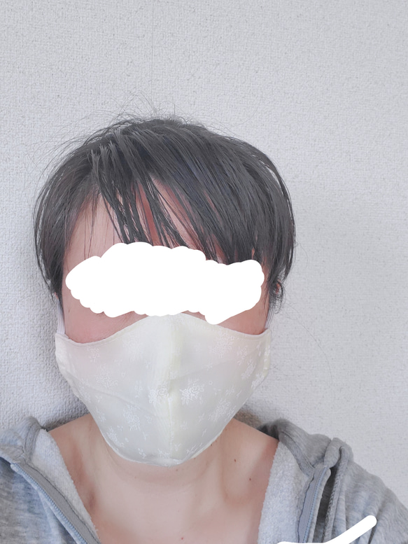 立体布マスク　白花×ピンク 4枚目の画像