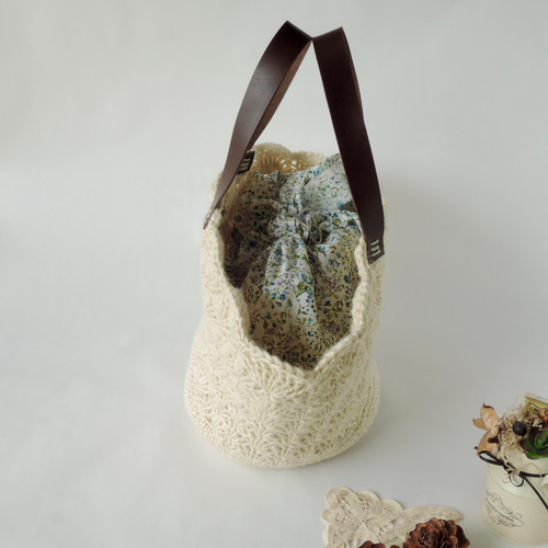 たっぷり入るマルシェバッグ コクヨの麻ひもで編みました！ かごバッグ