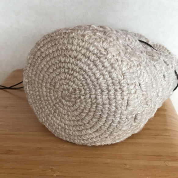 松編みの巾着バッグ　メランジアイボリー 5枚目の画像