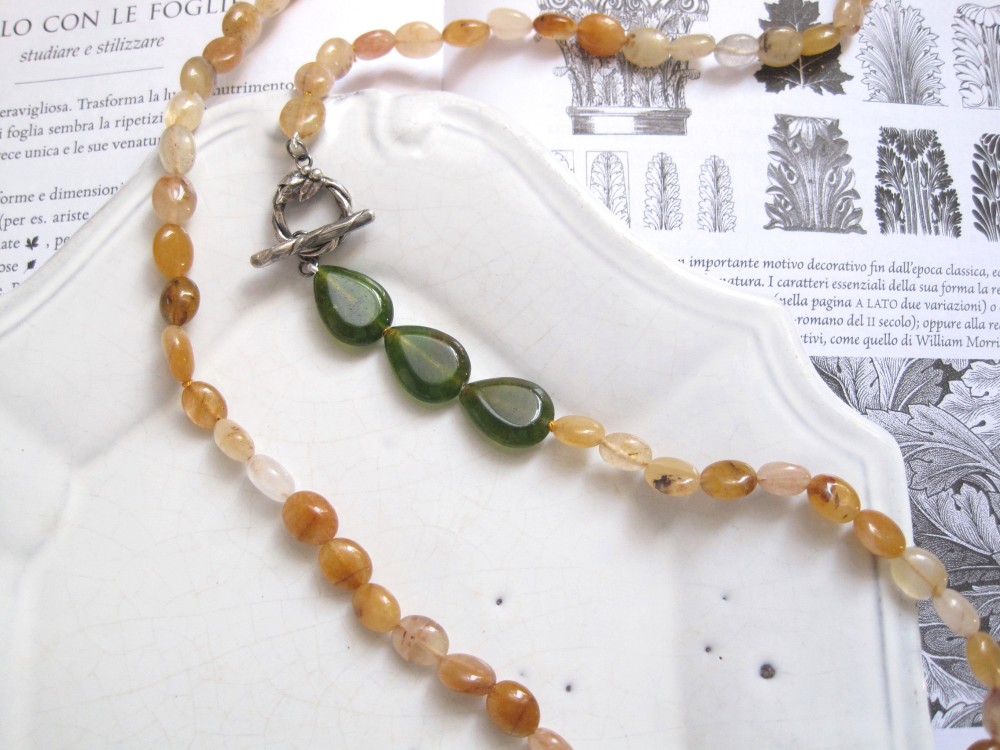 キャンディカラーのグラデーション・イエローアゲートの２ウェイネックレス "Olive"