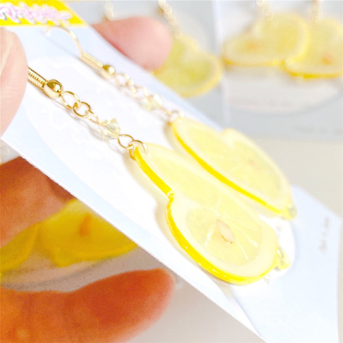 メルマガ・特集掲載】極薄！ハートレモンのイヤリング／ピアス【粘土の