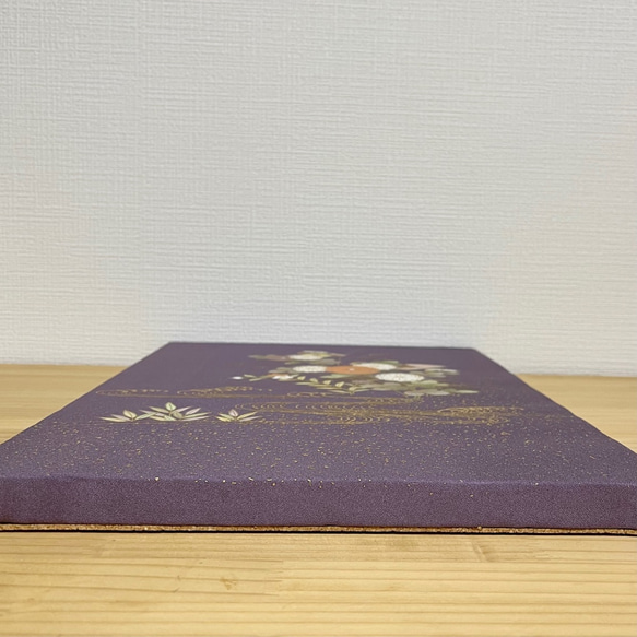 【チャリティ】きものファブリックパネル/紫に菊(大) 3枚目の画像