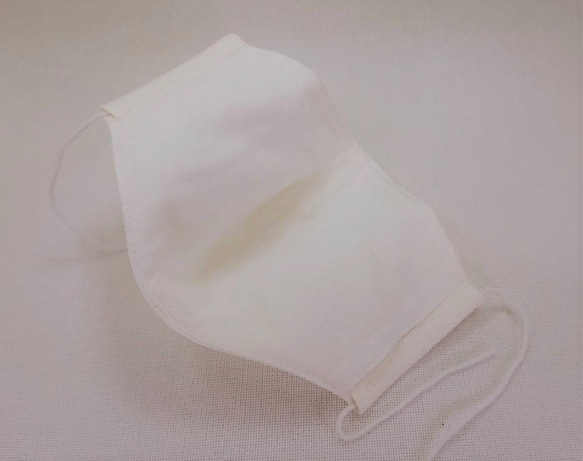 ☆ちょっと大きめ立体マスク　ポケット仕様☆ハンドメイド☆2重シンプル　薄い　綿100％さらし　白　 6枚目の画像