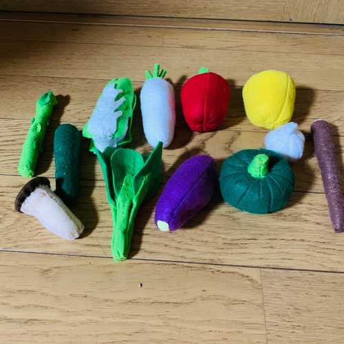 受注制作フェルト立体野菜 32点セット おもちゃ・人形 ぶーにゃん 通販