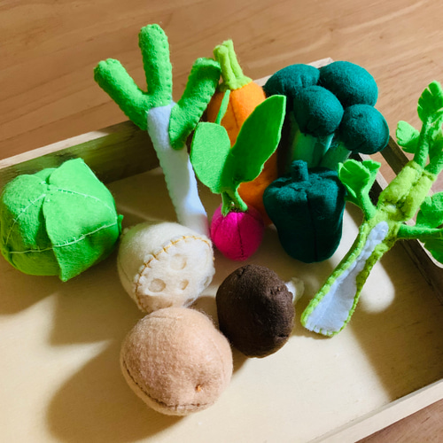 受注制作フェルト立体野菜 32点セット おもちゃ・人形 ぶーにゃん 通販