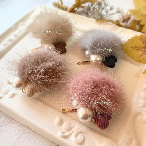 ハンドメイド ♡ ポンポン と ハート の ポニーフック