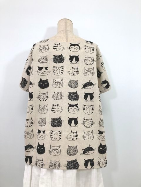 猫 マスク付  40％OFF　SALE ゆるVネックブラウス フリーサイズ 62cm丈   コットンリネン 8枚目の画像