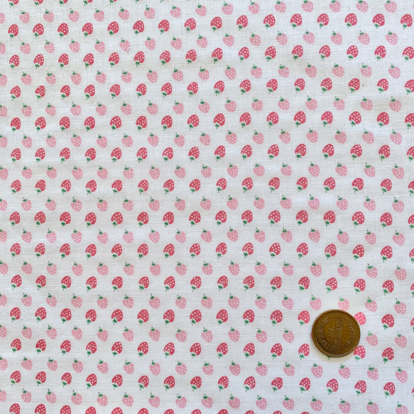 Wガーゼコットン100%ミニストロベリー夏用マスクに最適生地ピンクxレッド 3枚目の画像