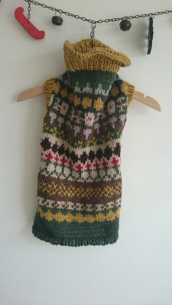 編み込みのハイネックセーター 2枚目の画像