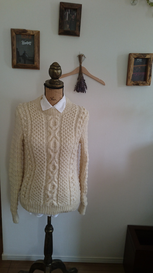 アラン模様のセーター 1枚目の画像