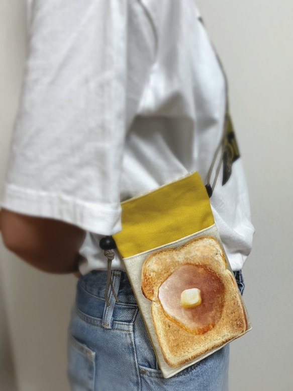 選べるカラフルなトースト柄　携帯サコッシュ　ハンドメイド　受注制作　#Butter お散歩ポシェット 9枚目の画像