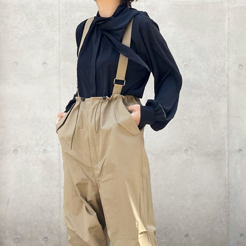 ブラックフォーマル/ギャザースリーブのボウタイブラウス（黒