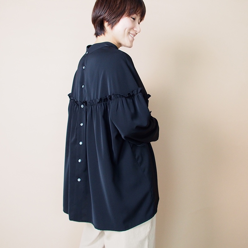 【3日以内発送数量限定・20回以上❤︎2026復刻再販】さわやか2wayゆったりめのブラウス（黒）21001