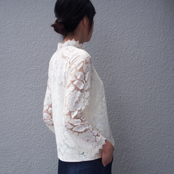 【再々~々販】表綿100％裏シルク100%のレースブラウス オフホワイト18009 7枚目の画像