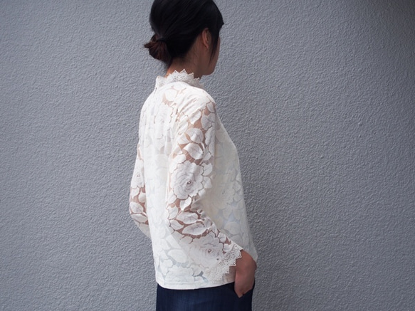 【再々~々販】表綿100％裏シルク100%のレースブラウス オフホワイト18009 7枚目の画像