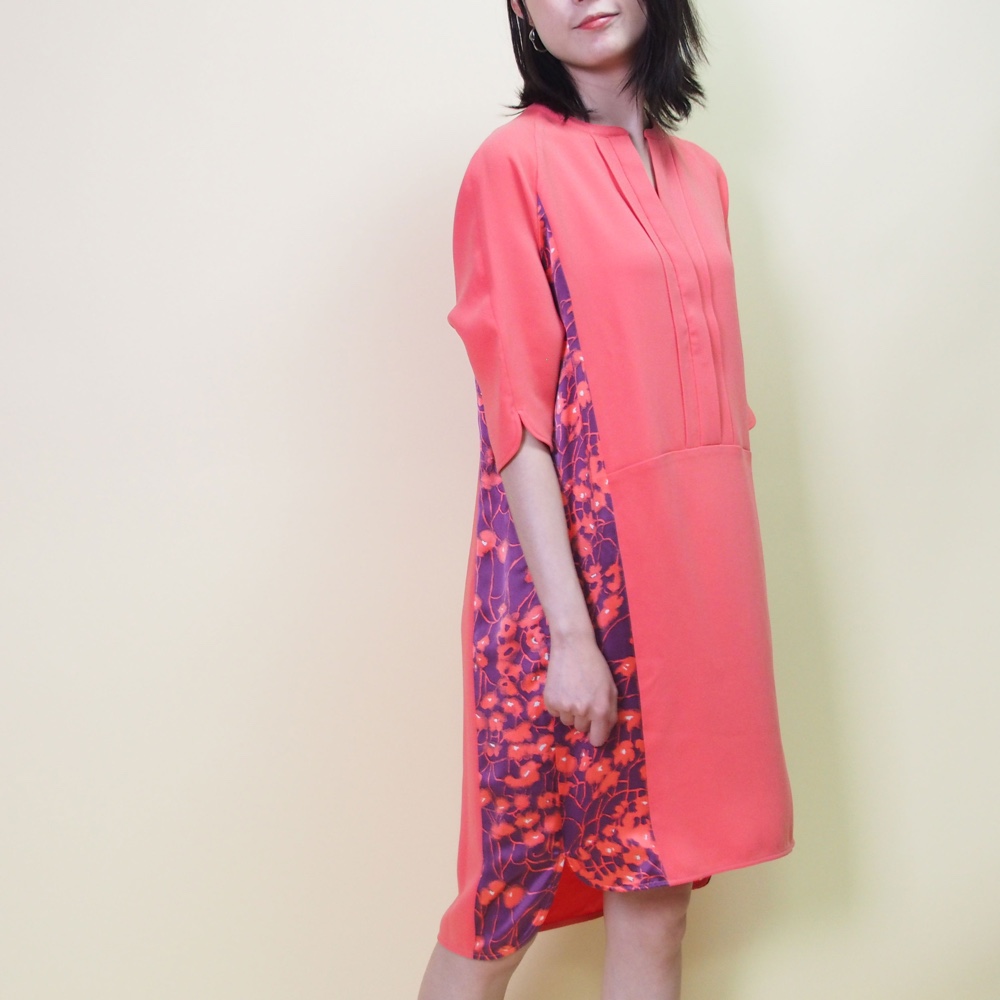 【送料無料1点もの】ラグランスリーブのエレガントワンピース（ピンク系柄）19006