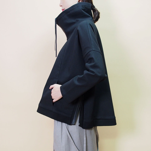 美品desigual黒 ジッパー ハイネック ジャケットsize44大きいサイズ ショッパーバッグ ポケット 女性用 I Desigual.com