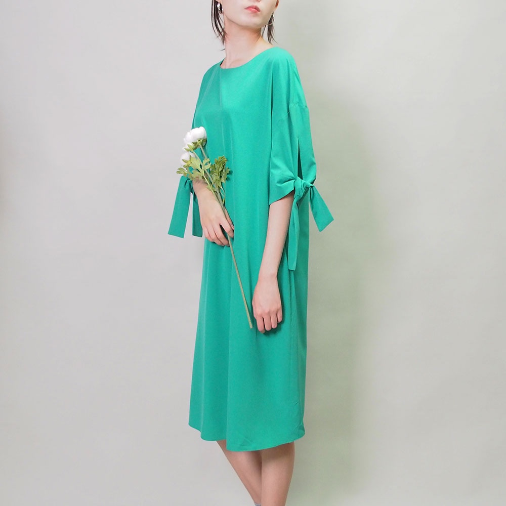 【再販新作】リボン袖しなやかAラインワンピース（グリーン系）19021