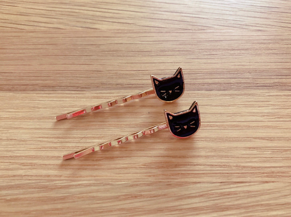 黒猫ヘアピン ヘアピン しょこ 通販 5893363｜Creema(クリーマ)