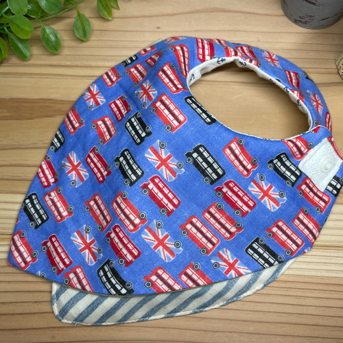 バンダナ風スタイ  【ハンドメイド】 バンダナスタイ 直線縫いだけでOK!Wガーゼで作るバンダナ風