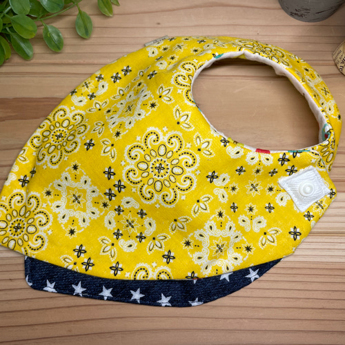 バンダナ風スタイ  【ハンドメイド】 バンダナ風スタイの作り方 | グランツリー武蔵小杉店 | 生地、手芸用品