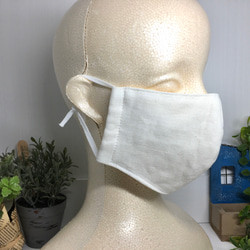 白リネンお顔を覆う大人立体マスク 1枚目の画像