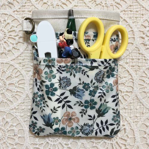 ハンドメイド リバティ柄 移動ポケット エデナム