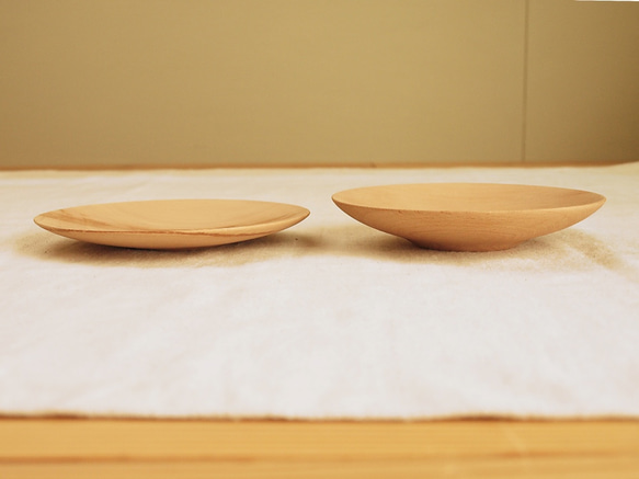 2枚セット 木のお皿・器 ブナ材2　 3枚目の画像