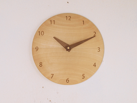 木製 掛け時計 丸 シナ材3 2枚目の画像