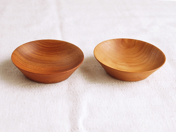 「ohtaroさまご注文品」木のお皿・器　ケヤキ材　2皿セット　 1枚目の画像