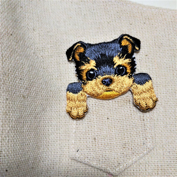 立体マスク　布マスク　大人用　犬柄　ヨークシャテリア　刺繍アップリケ付　 3枚目の画像